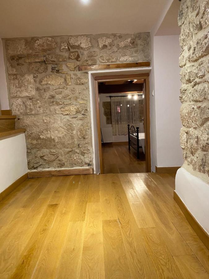 Pegasus House Corinth Exterior photo
